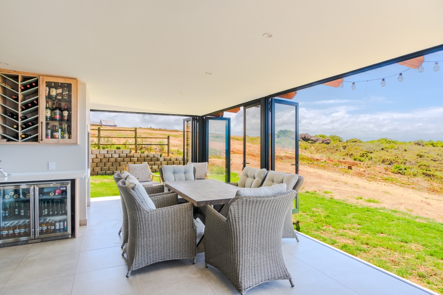 4 Bedroom Property for Sale in Hartland Lifestyle Estate Western Cape